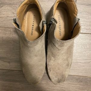 Lucky brand 8.5 suede boots
